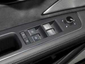 2023S8L 4.0TFSI quattro п؅^