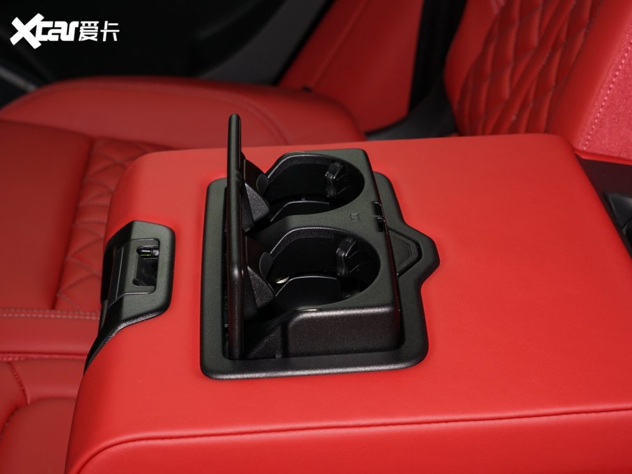 2023��W��SQ5 Sportback 3.0 TFSI quattro