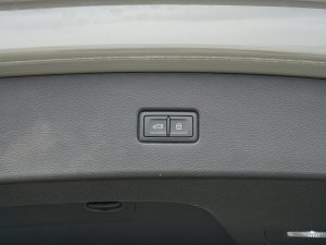 2023��3.0 TFSI quattro ���g����