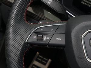 2023��3.0 TFSI quattro �п؅^