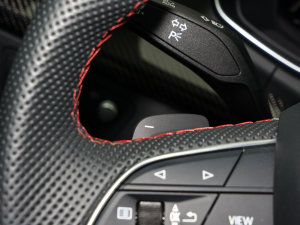 2023��3.0 TFSI quattro �п؅^