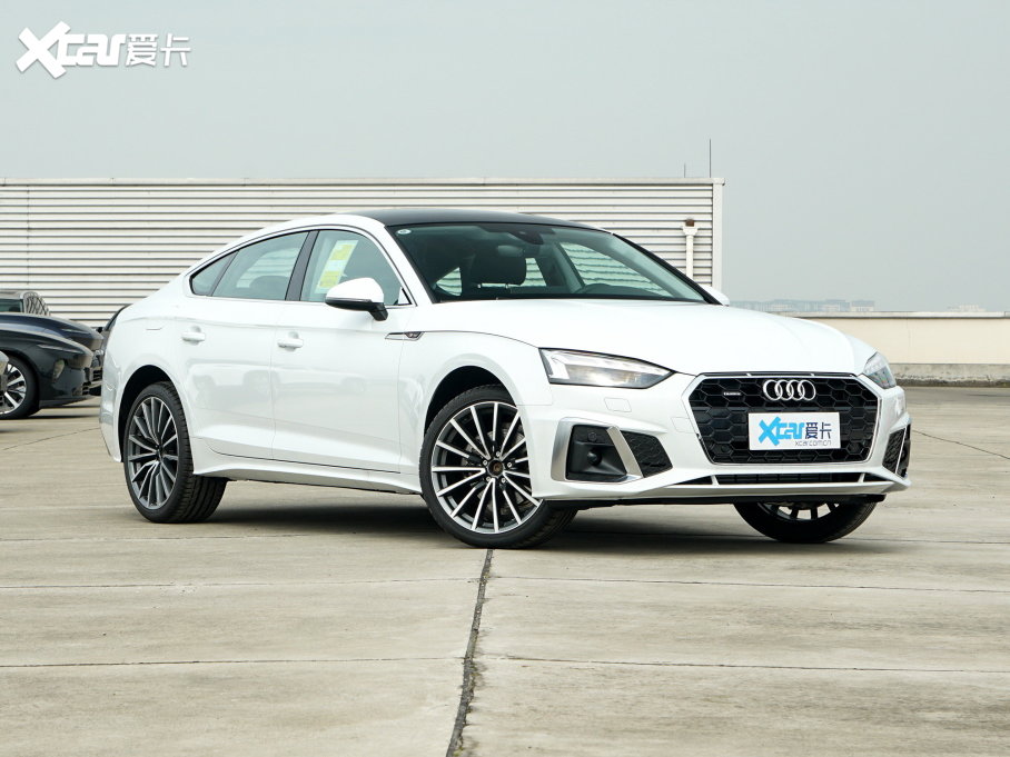 2023WA5 Sportback 40 TFSI quattro AӸ