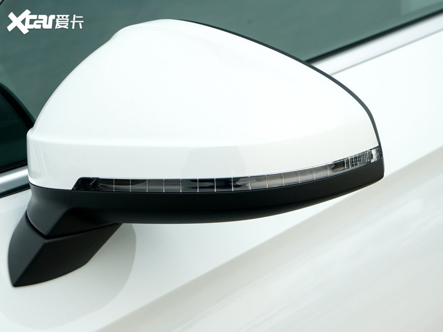 2023WA5 Sportback 40 TFSI quattro AӸ