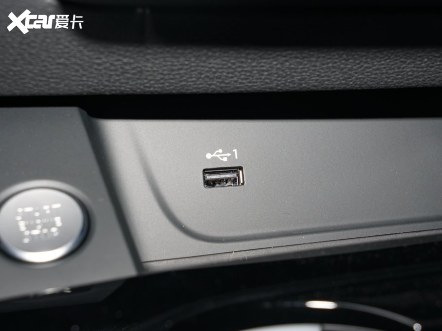 2023��W��A5 Sportback 40 TFSI quattro ���A�Ӹ���