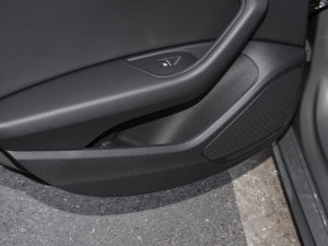 2023Sportback 40 TFSI rЄӸ Tg