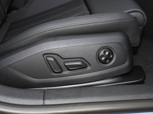 2023Sportback 40 TFSI rЄӸ g