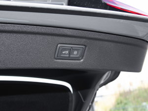 2023Sportback 40 TFSI rЄӸ g