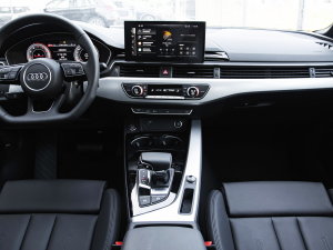 2023Sportback 40 TFSI rЄӸ п_