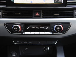 2023Sportback 40 TFSI rЄӸ {{