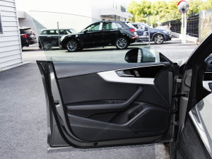 2023Sportback 40 TFSI rЄӸ {λ܇T