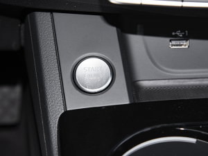 2023Sportback 40 TFSI rЄӸ п؅^