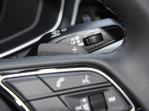 2023Sportback 40 TFSI rЄӸ п؅^