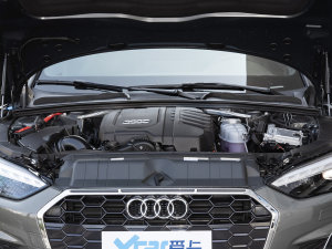 2023款Sportback 40 TFSI 时尚动感型 发动机