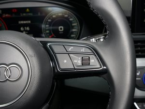 2023Sportback 40 TFSI quattro AӸ п؅^