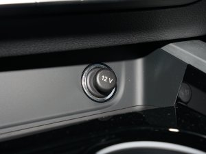 2023Sportback 40 TFSI quattro AӸ п؅^