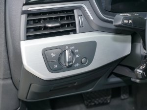 2023Sportback 40 TFSI quattro AӸ п؅^