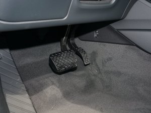 2023Sportback 40 TFSI quattro AӸ п؅^