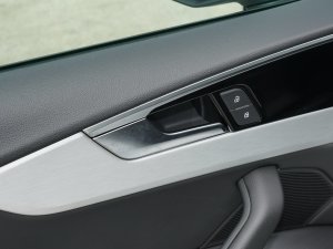 2023Sportback 40 TFSI quattro AӸ п؅^