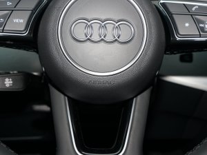 2023Sportback 40 TFSI quattro AӸ п؅^