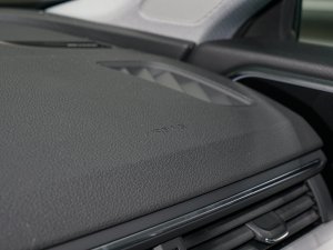 2023Sportback 40 TFSI quattro AӸ п؅^