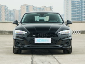 2023款Sportback 45 TFSI quattro 臻选动感型 正前