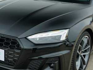 2023款Sportback 45 TFSI quattro 臻选动感型 大灯