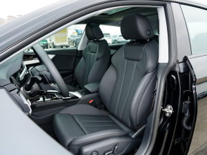 2023款Sportback 45 TFSI quattro 臻选动感型 主驾驶座椅