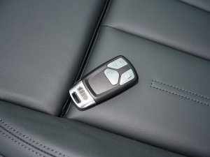 2023款Sportback 45 TFSI quattro 臻选动感型 车钥匙