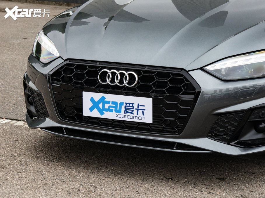 2023WA5 Coupe Coupe 40 TFSI rЄӸ