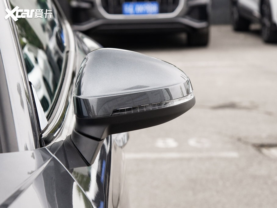 2023WA5 Coupe Coupe 40 TFSI rЄӸ