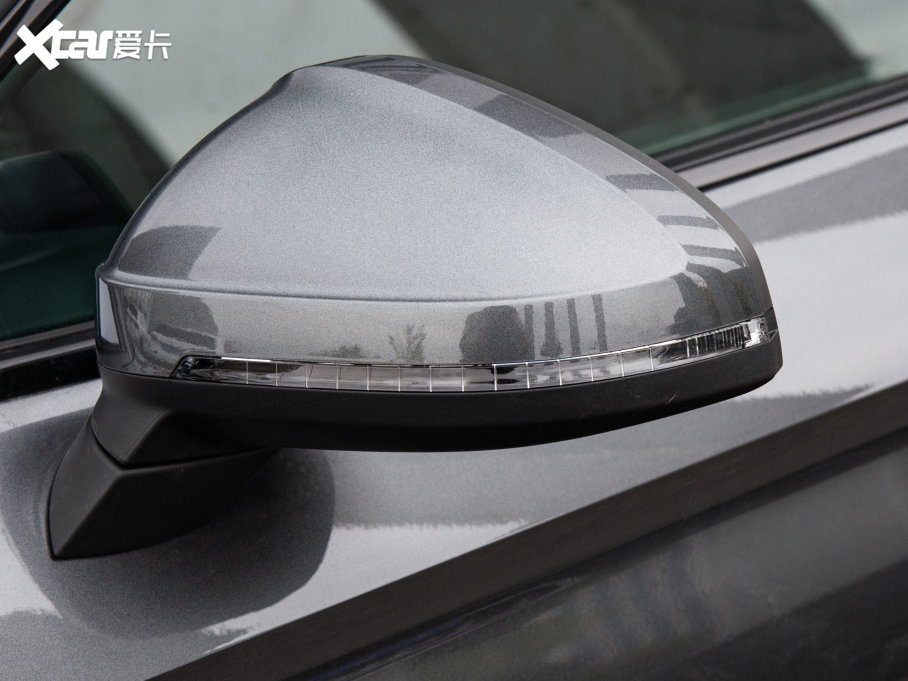 2023WA5 Coupe Coupe 40 TFSI rЄӸ