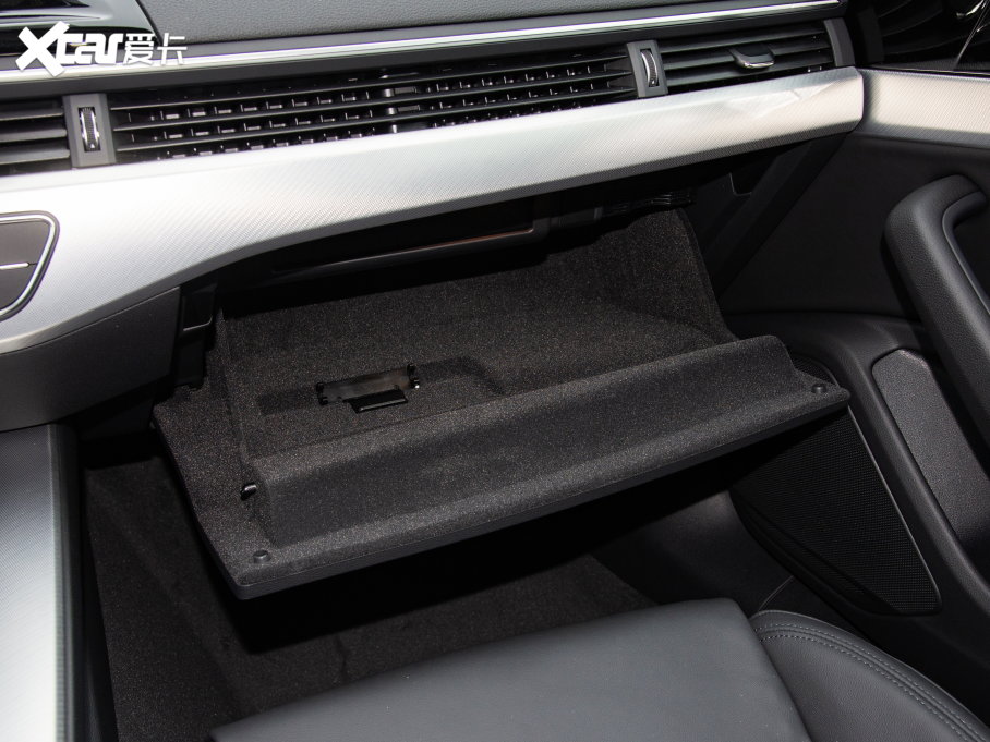 2023?yun)WA5 Coupe Coupe 40 TFSI r(sh)Є(dng)