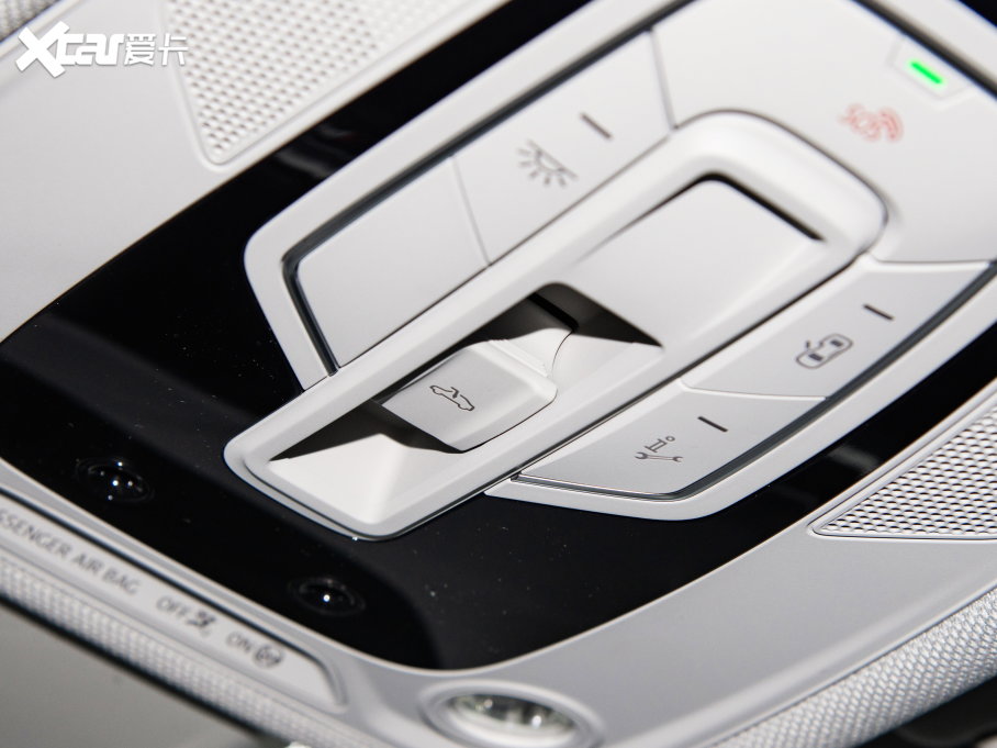 2023WA5 Coupe Coupe 40 TFSI rЄӸ