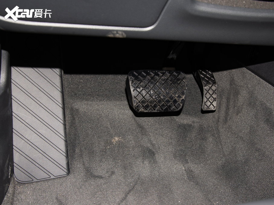 2023WA5 Coupe Coupe 40 TFSI rЄӸ