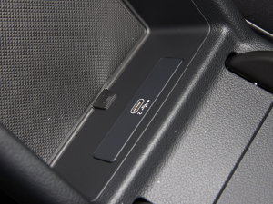 2023Coupe 40 TFSI rЄӸ g