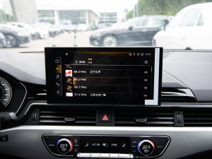 2023Coupe 40 TFSI rЄӸ п؅^