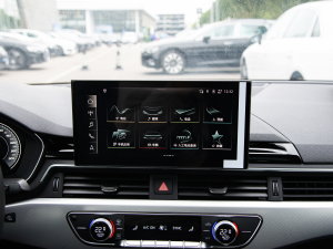 2023Coupe 40 TFSI rЄӸ п؅^