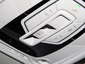 2023Coupe 40 TFSI rЄӸ п؅^