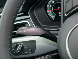 2023��Cabriolet 40 TFSI �r�ЄӸ��� �п؅^