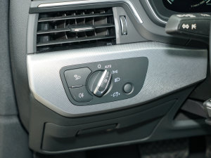 2023��Cabriolet 40 TFSI �r�ЄӸ��� �п؅^