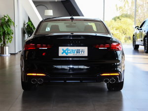 2023款S5 3.0T Coupe 正后	