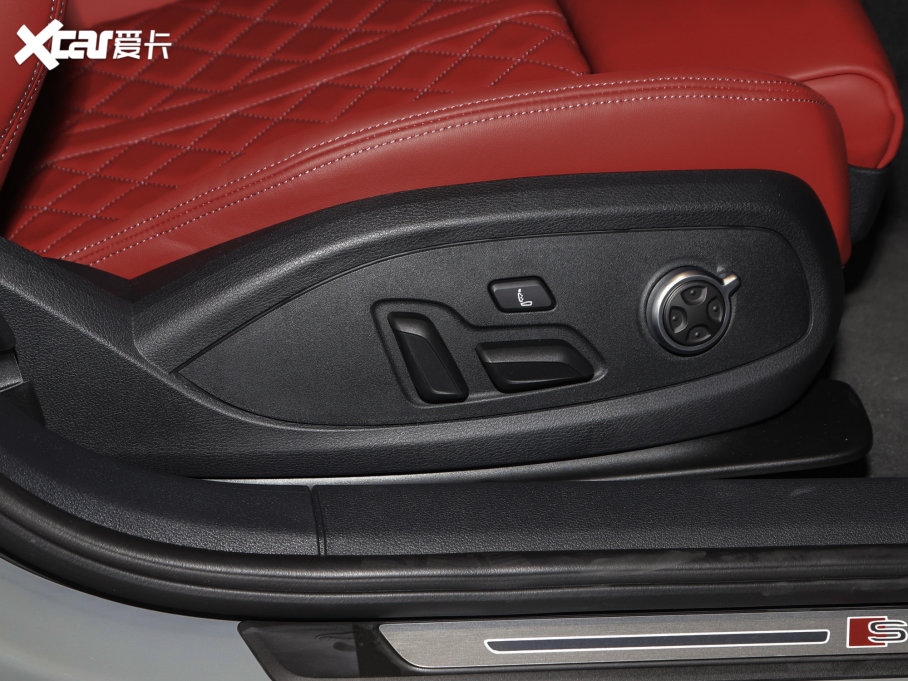 2023��?yu��n)W��S4 S4 3.0TFSI