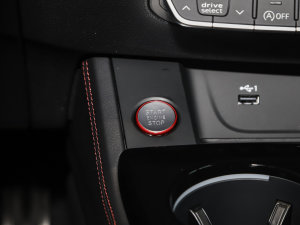 2023��S4 3.0TFSI �п؅^