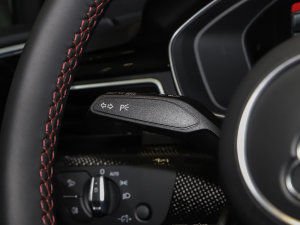 2023��S4 3.0TFSI �п؅^