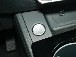 2023A(y)vant 40 TFSI r(sh)ЄӸ п؅^(q)