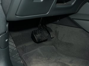 2023Avant 40 TFSI rЄӸ п؅^