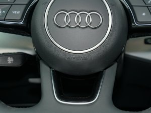 2023Avant 40 TFSI rЄӸ п؅^