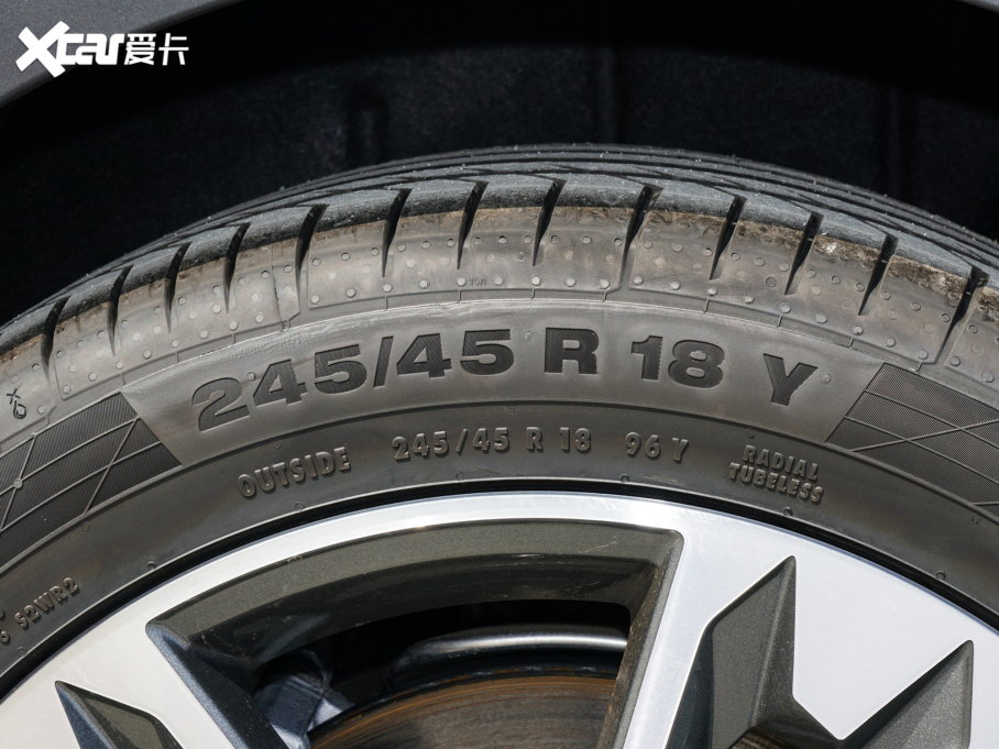 2023WA4(M) allroad quattro