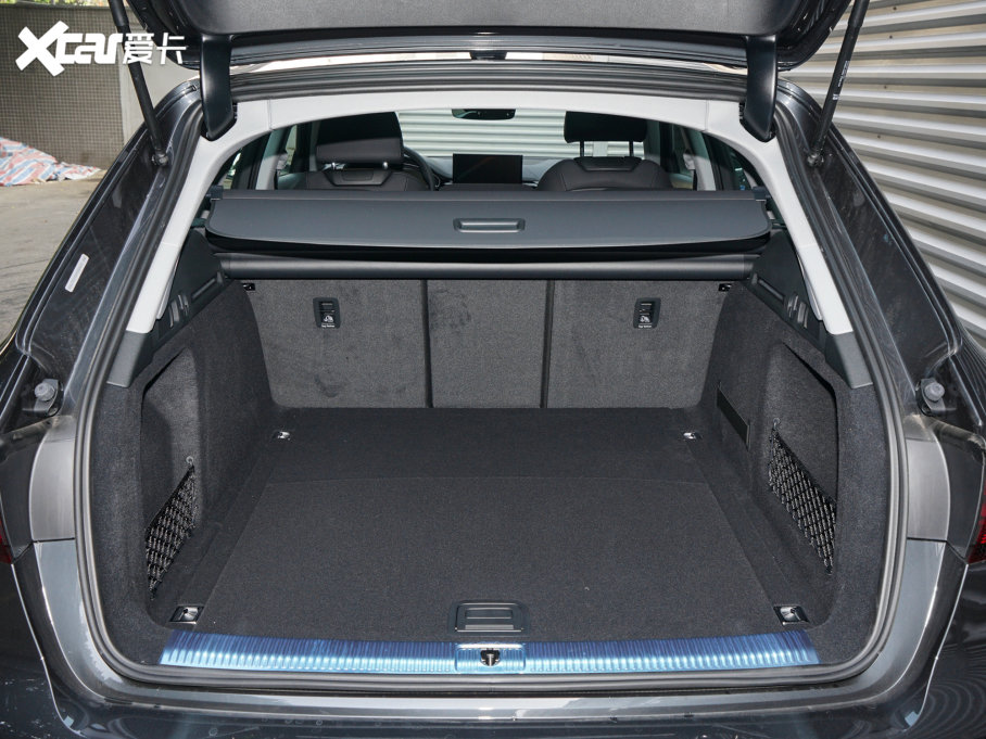 2023WA4(M) allroad quattro