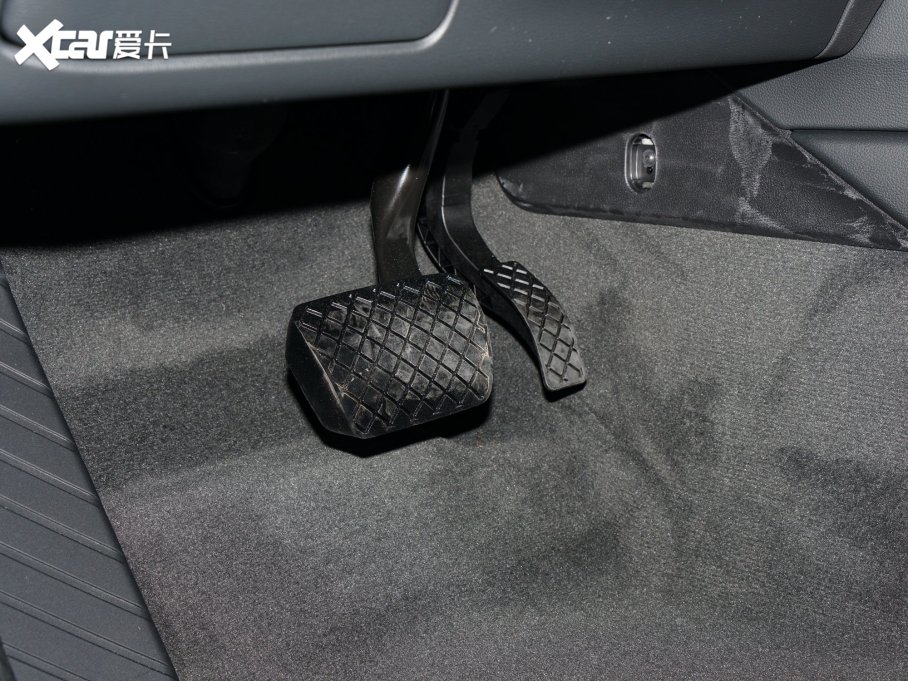 2023WA4(M) allroad quattro